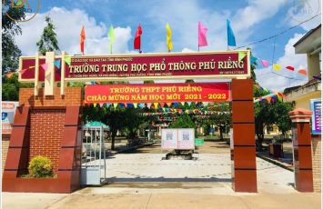 Trường THPT Phú Riềng Bình Phước 105