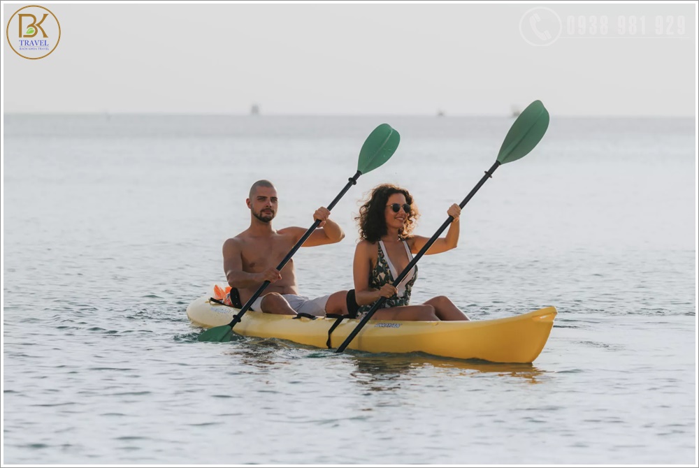 tien-ich-cheo-thuyen-kayak-seashells