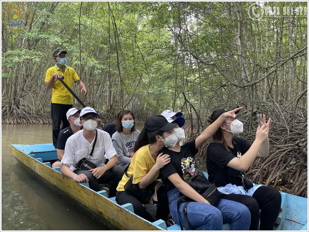 Tour du lịch sinh thái Sài Gòn - Cần Giờ (Vàm Sát - Đầm Dơi - Câu Cá Sấu) 1