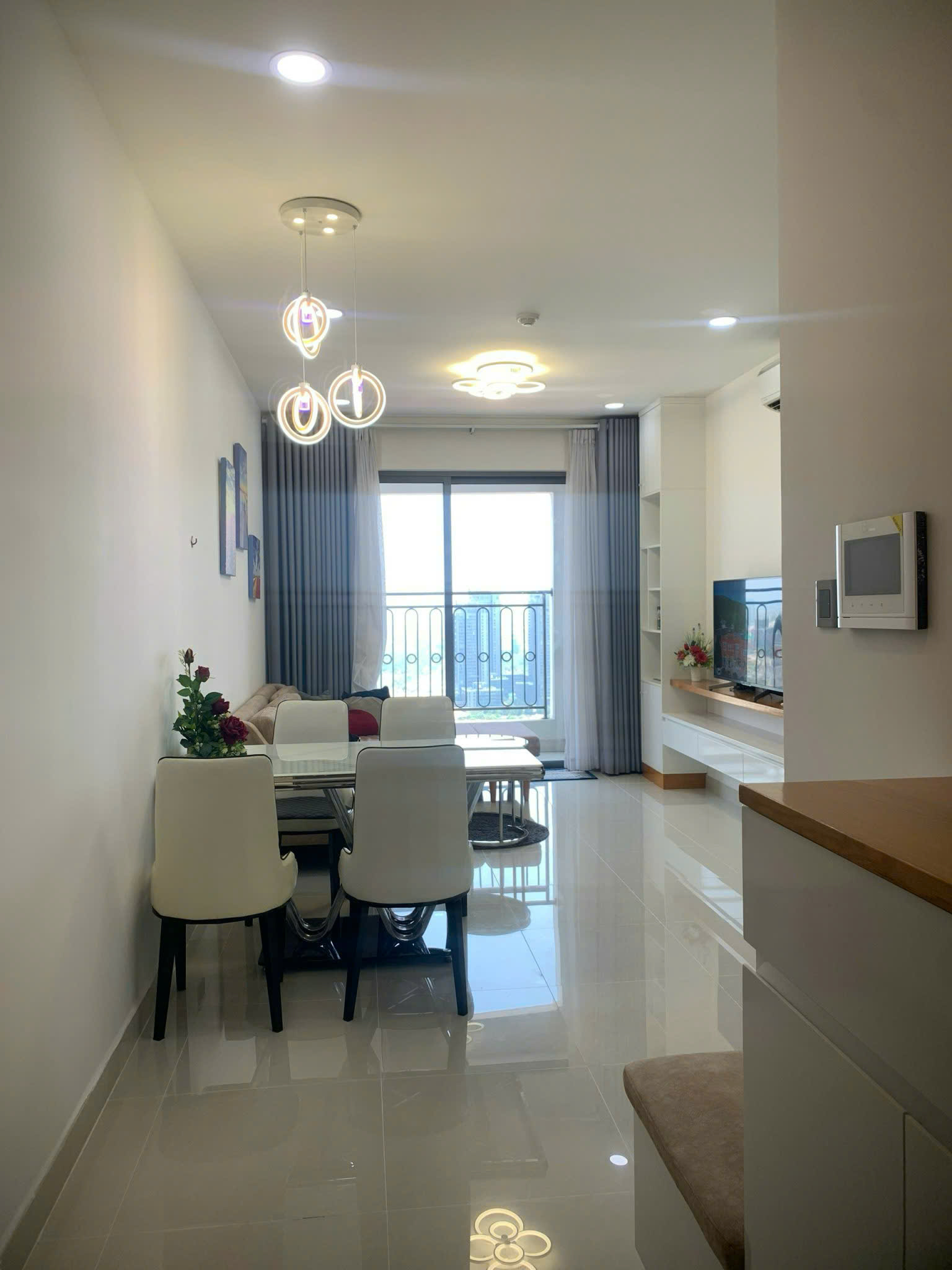 Cho thuê căn hộ A33.13 Sài Gòn Royal Quận 4 2 Cho thuê căn hộ A33.13 Sài Gòn Royal Quận 4 2