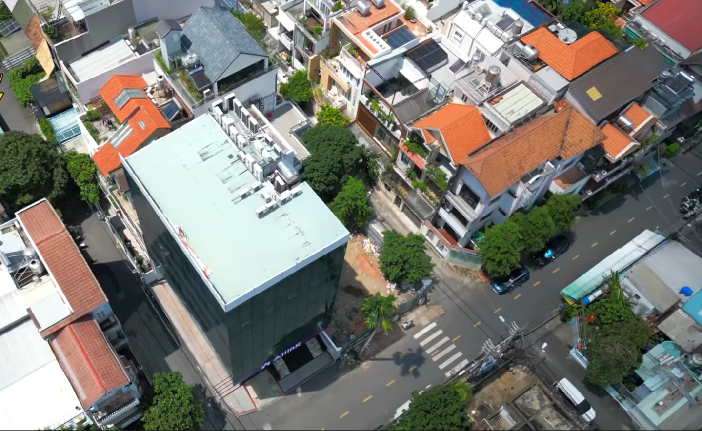 BÁN NHÀ GÓC 2 MẶT TIỀN SỐ 11 NGUYỄN HUY TƯỞNG QUẬN BÌNH THẠNH 3