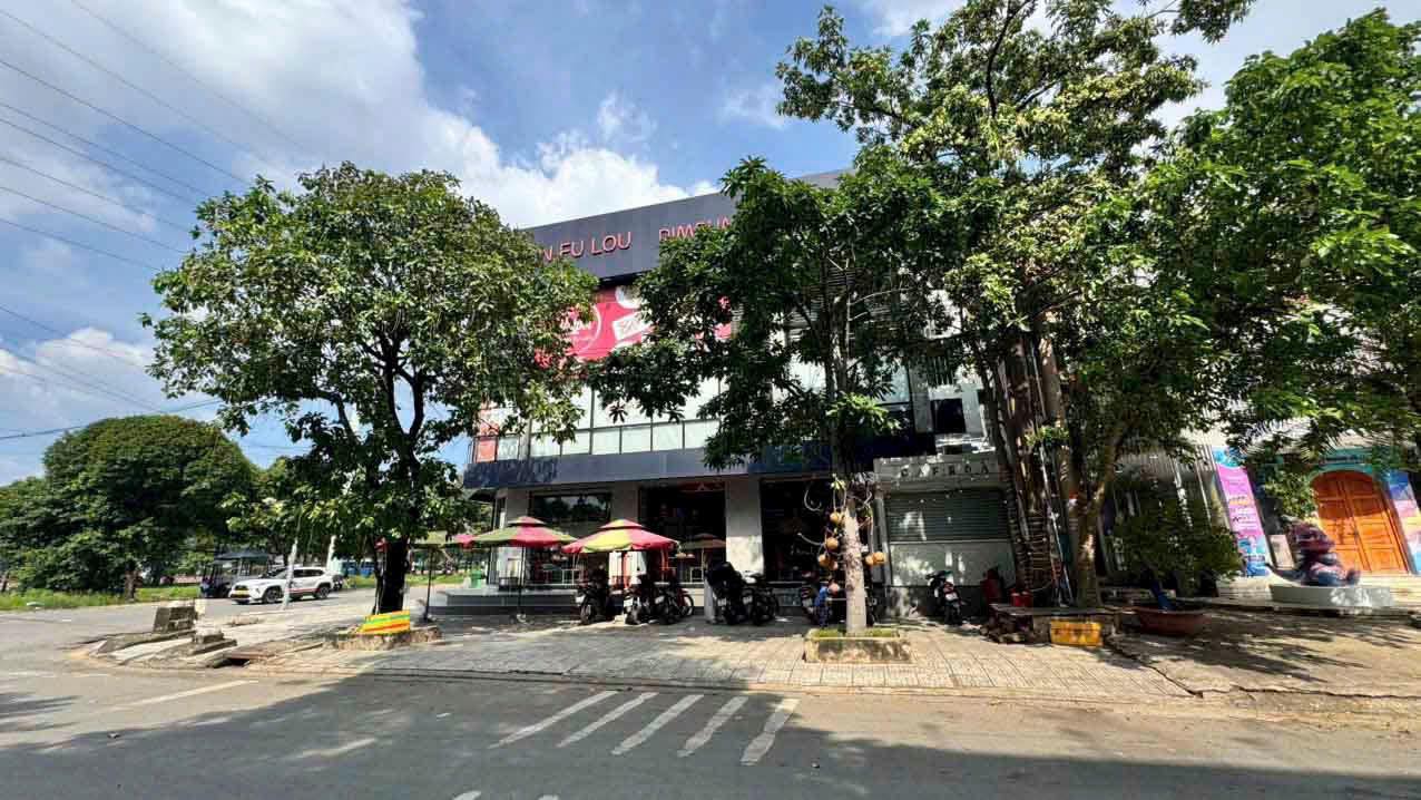 BÁN NHÀ CĂN GÓC SỐ 40 SONG HÀNH QUẬN 2 2 BÁN NHÀ CĂN GÓC SỐ 40 SONG HÀNH QUẬN 2 2