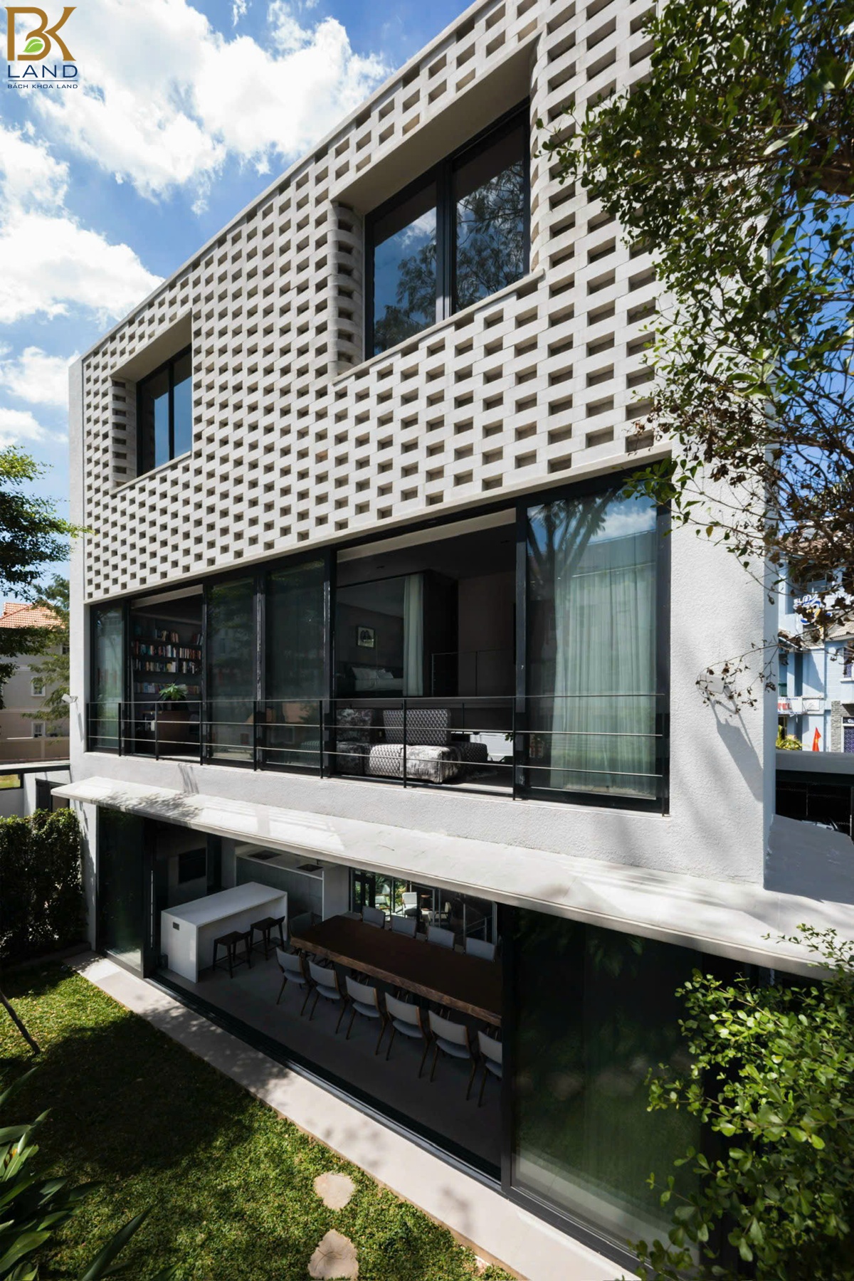 BÁN BIỆT THỰ A93 NAM THÔNG 2 PHÚ MỸ HƯNG 3